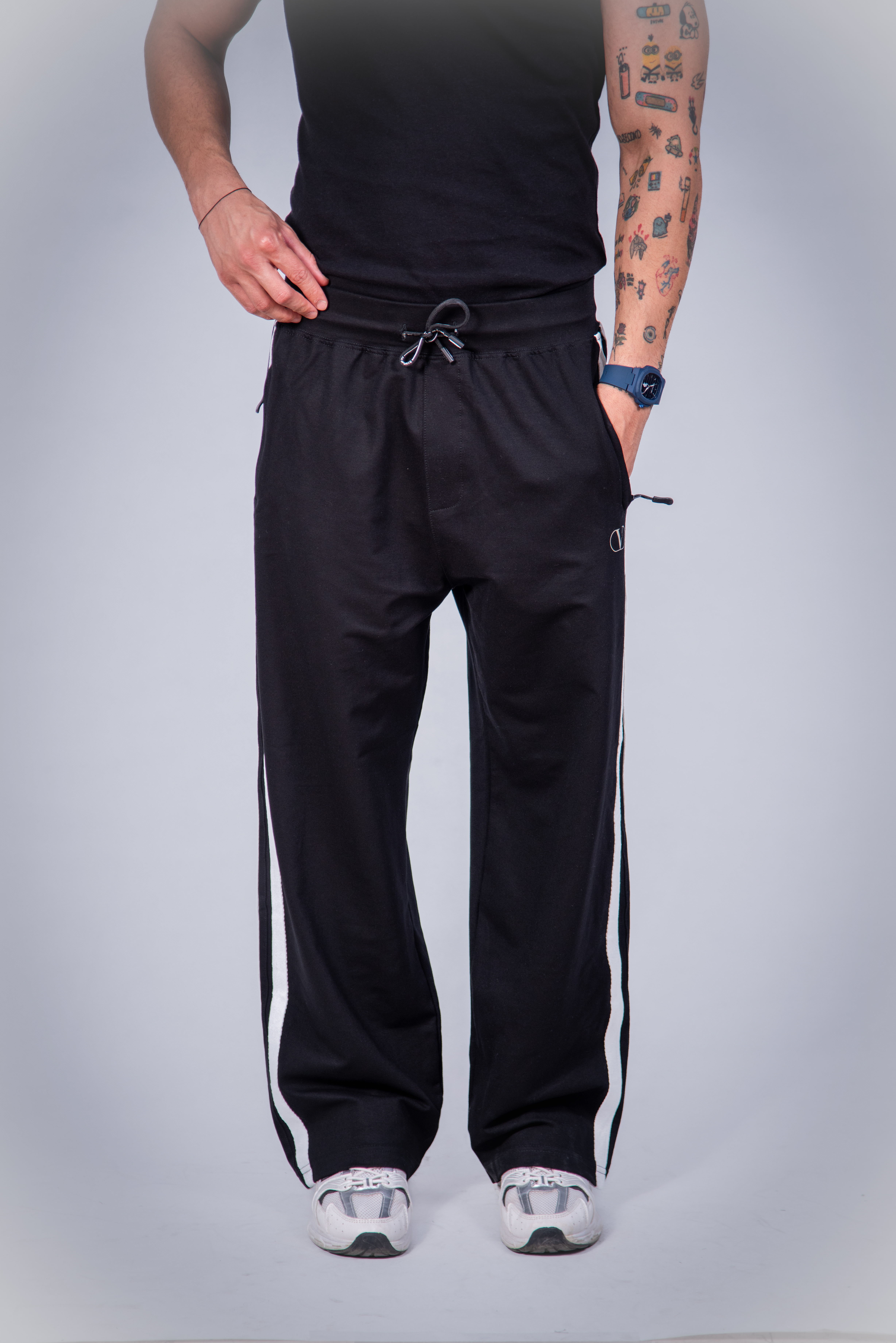 شلوار اسلش نوار سفید